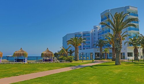 Гостиница Le Bleu Hotel & Resort в Кушадасы