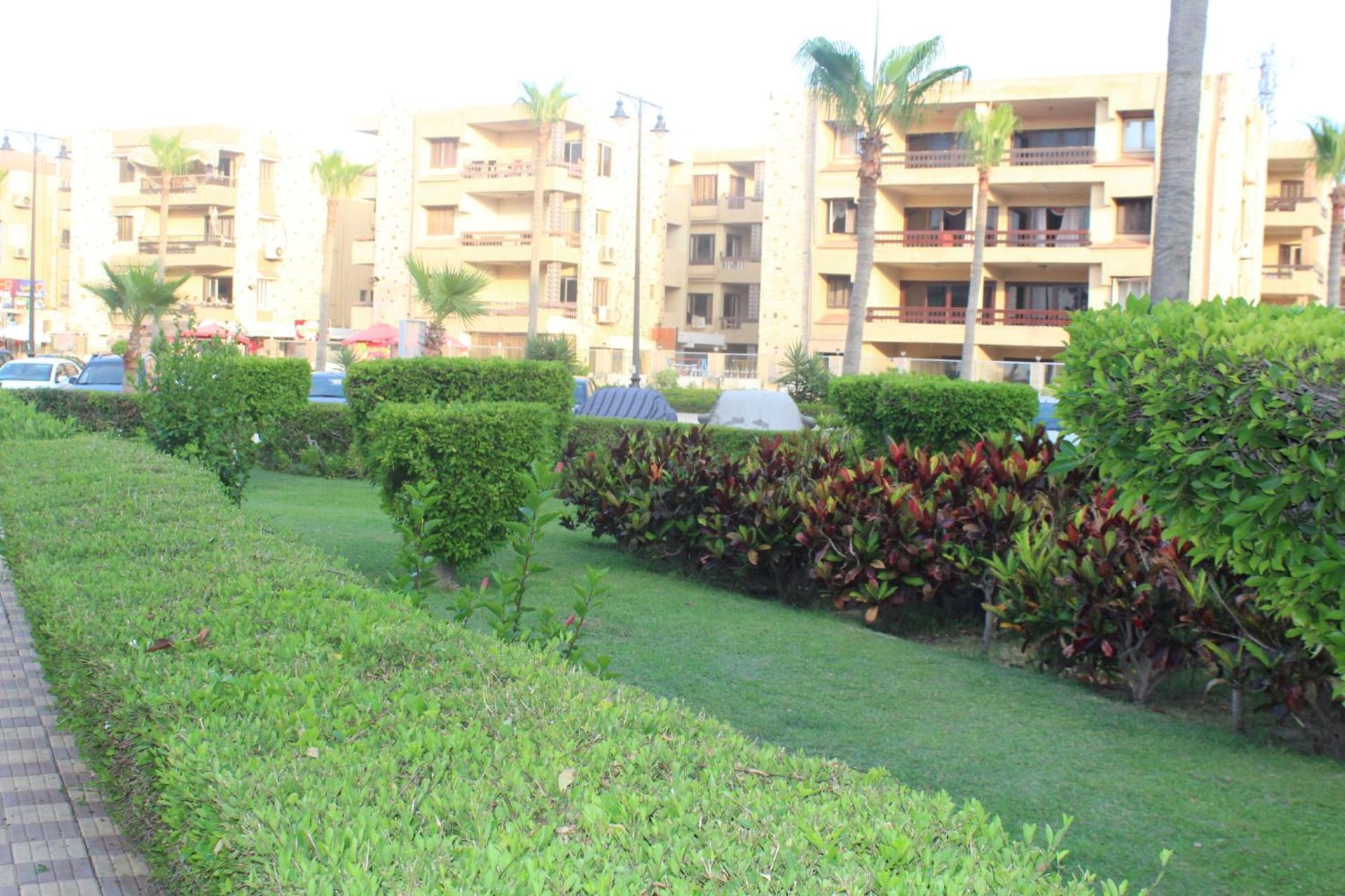 Фото Maamoura Armed Forces Apartments