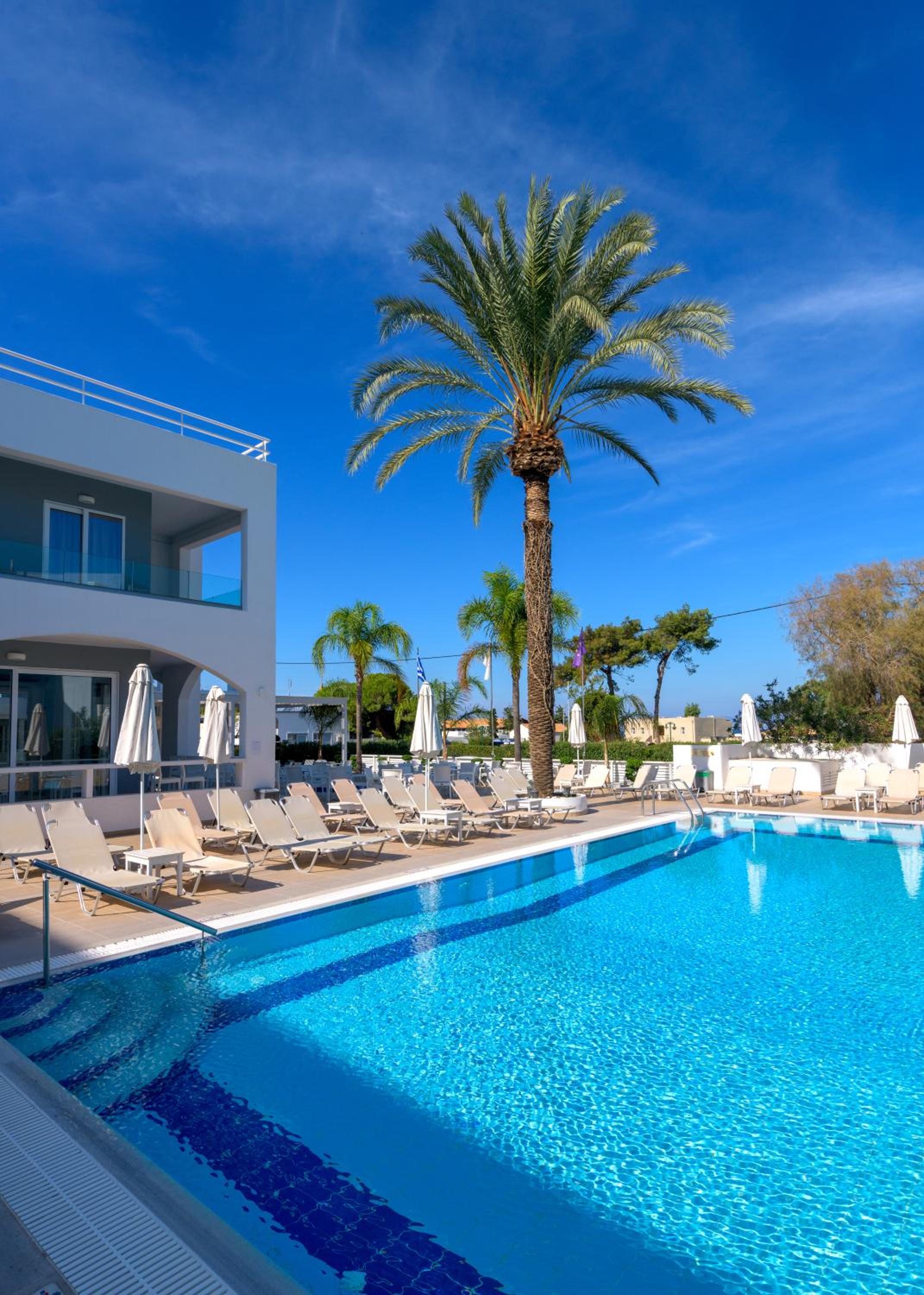 Фото Oceanis Park Hotel