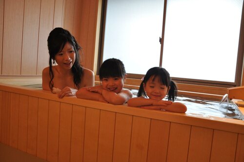 Гостиница Konpira Onsen Kashikiri Yunoyado Kotone