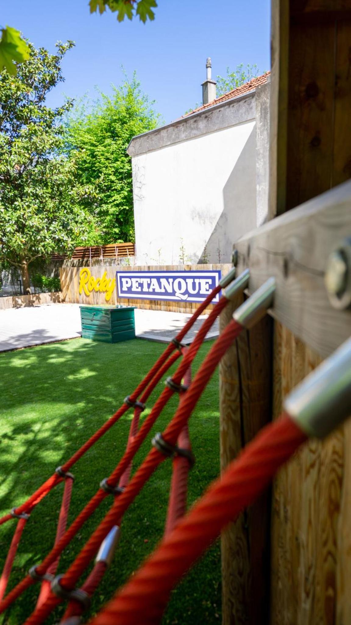 Фото Citadines City Centre Grenoble