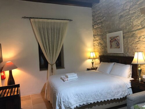 Гостиница Nikis House в Лимассоле