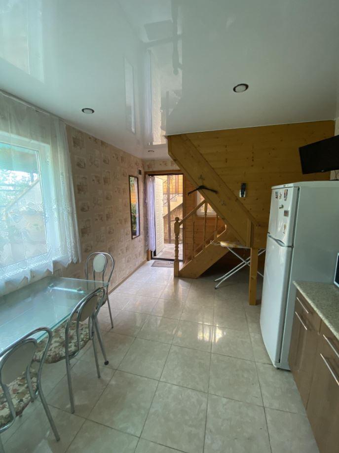 Фото Гостевой дом на улице Надежды