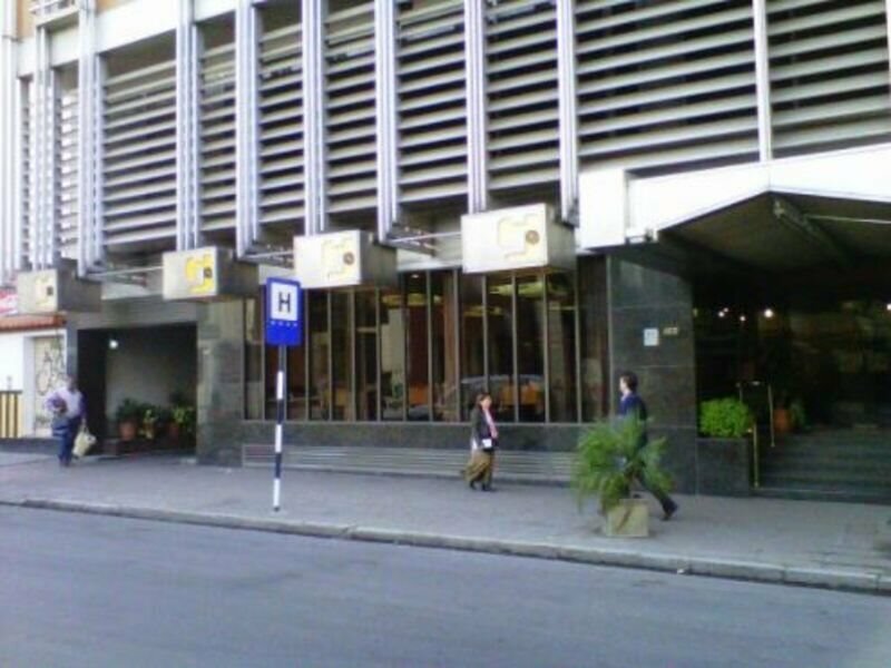 Фото отеля 1