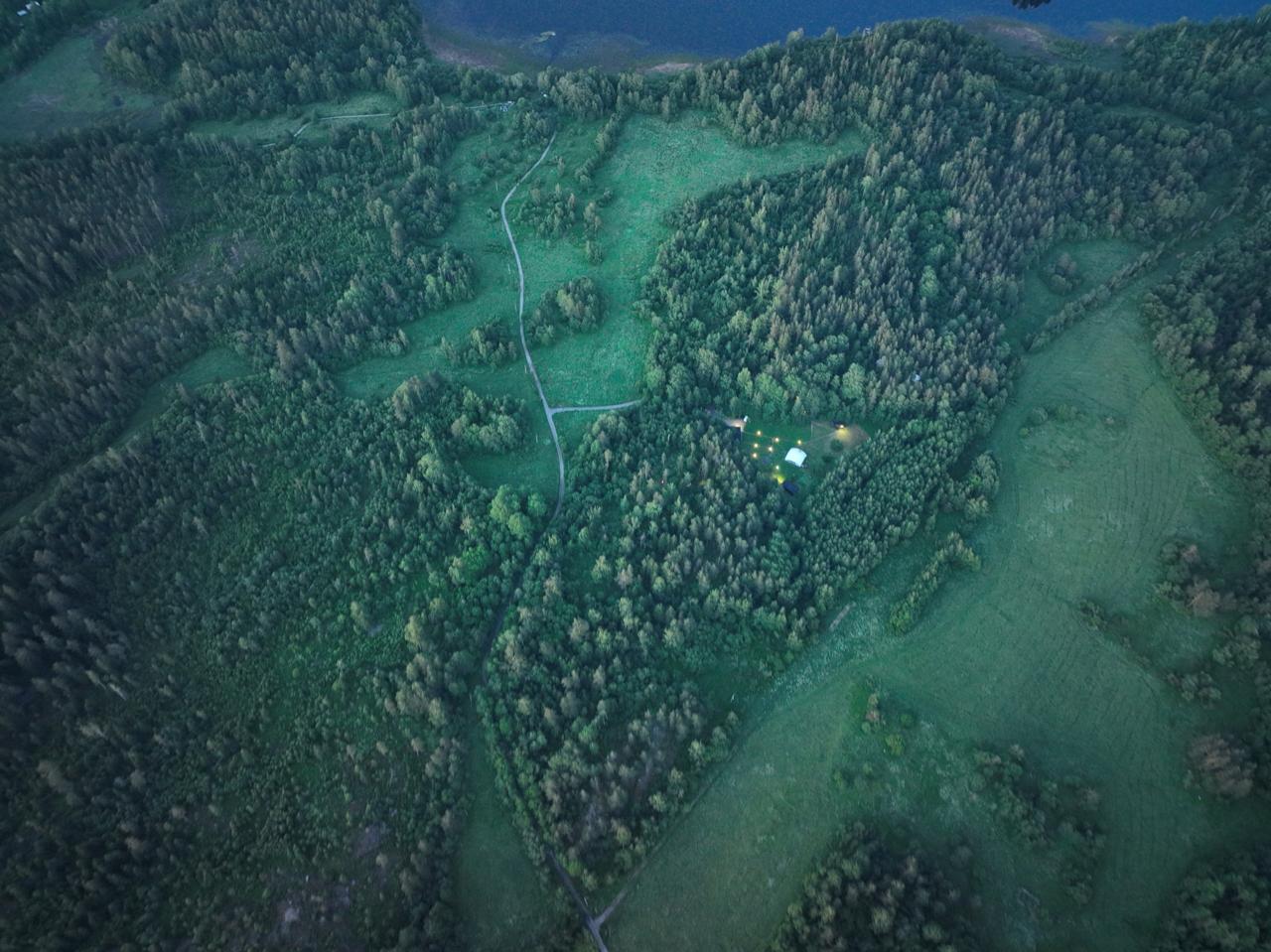 Фото Hills & Huts