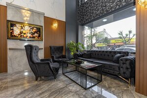 Гостиница Loyal City Hotel