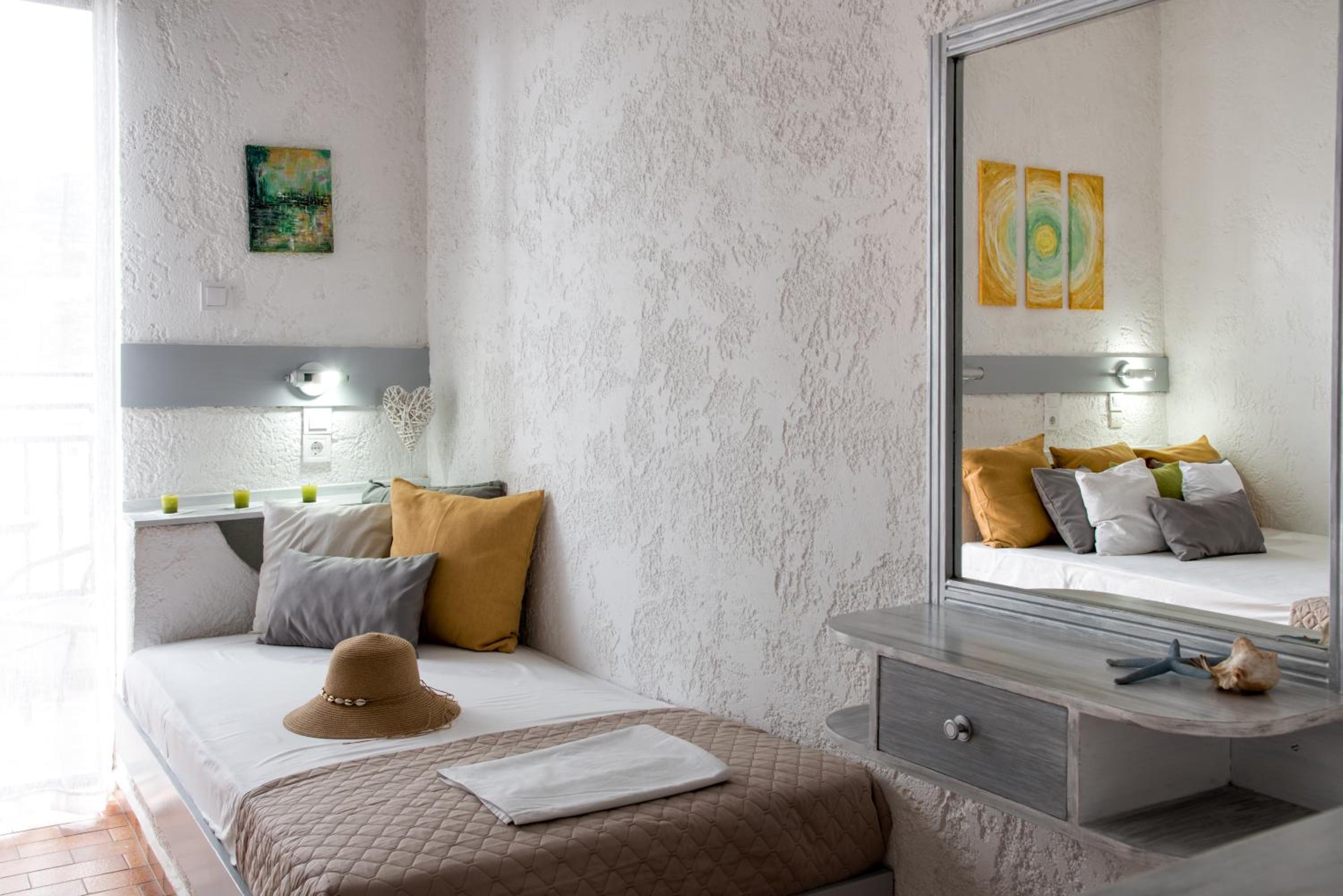 Фото Amazona Apartments