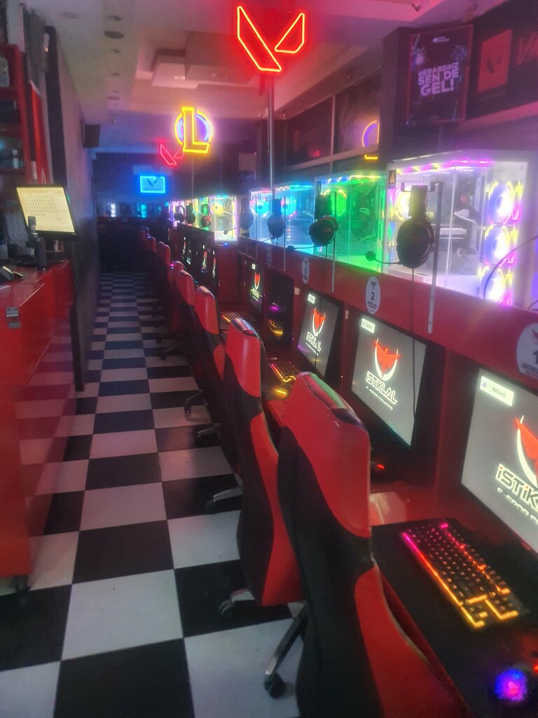 Internet cafe Istiklal internet Cafe, Izmir, photo