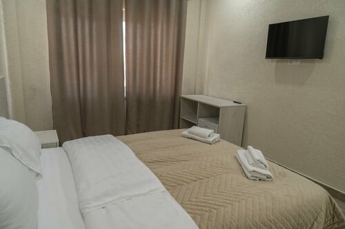 Гостиница Гранд Отель Маяк в Сухуме