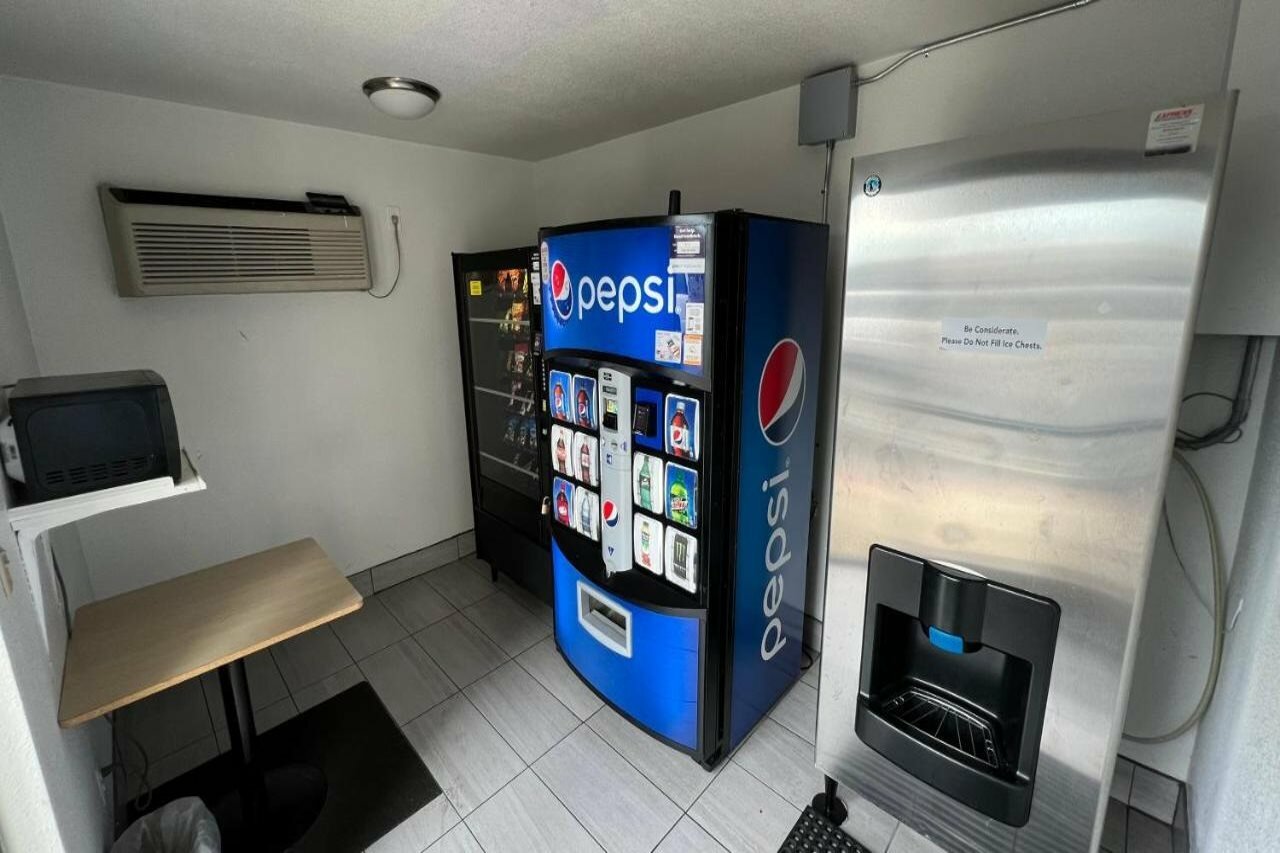 Фото Motel 6 Sacramento, Ca - North