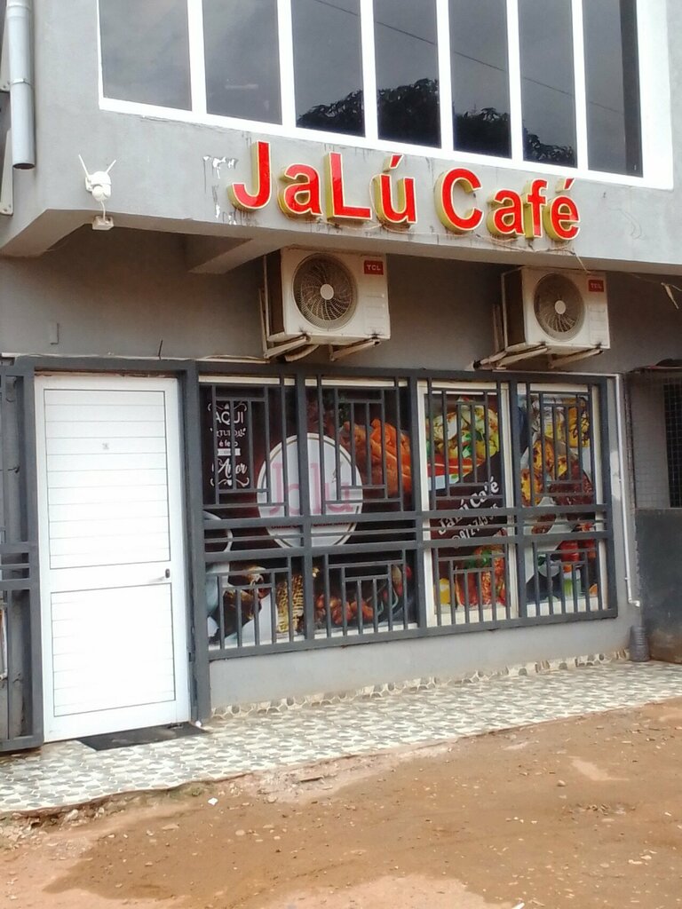 Cafe Jalú Café, Loanda, photo