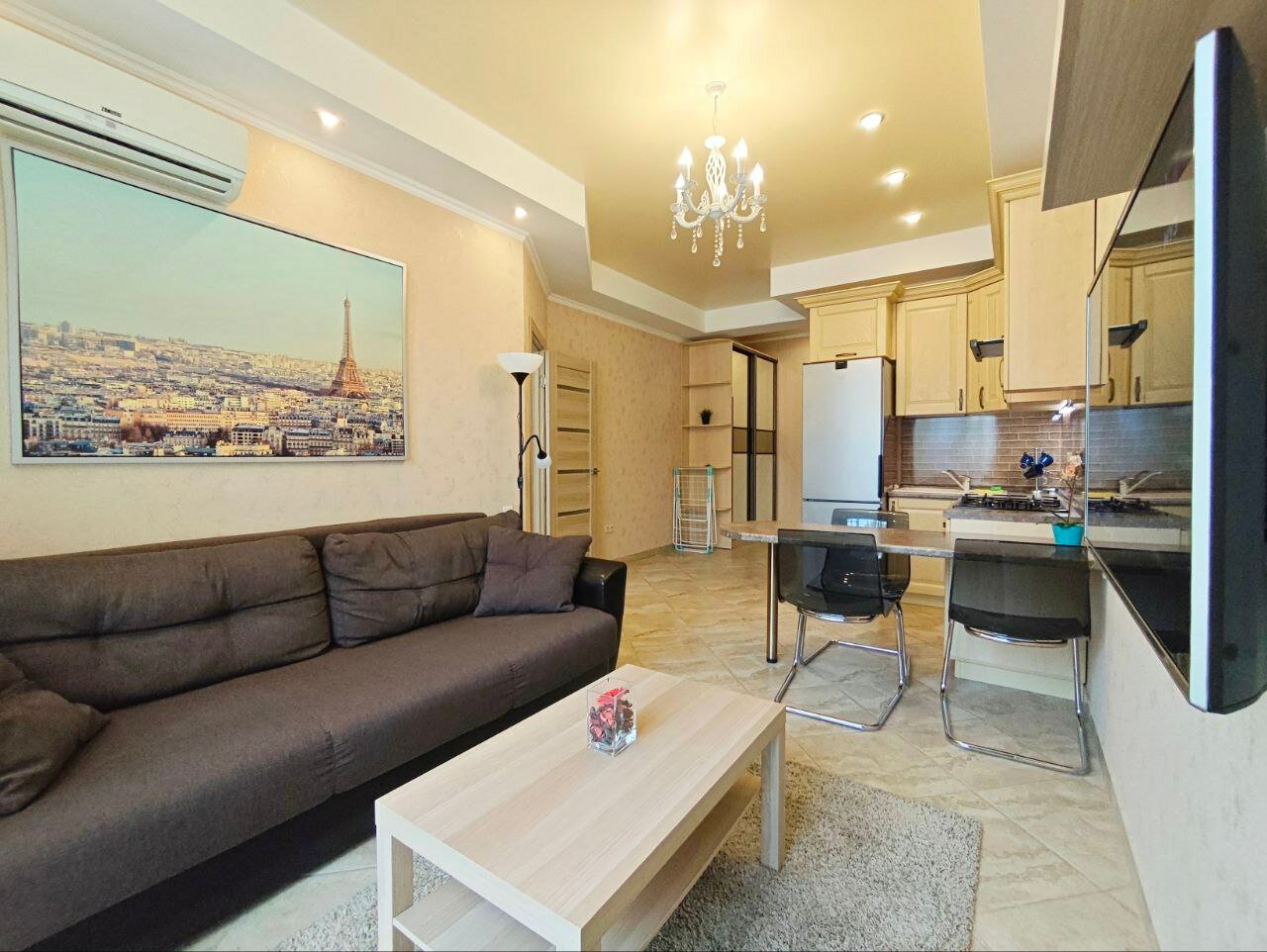 Фото Station Apartments