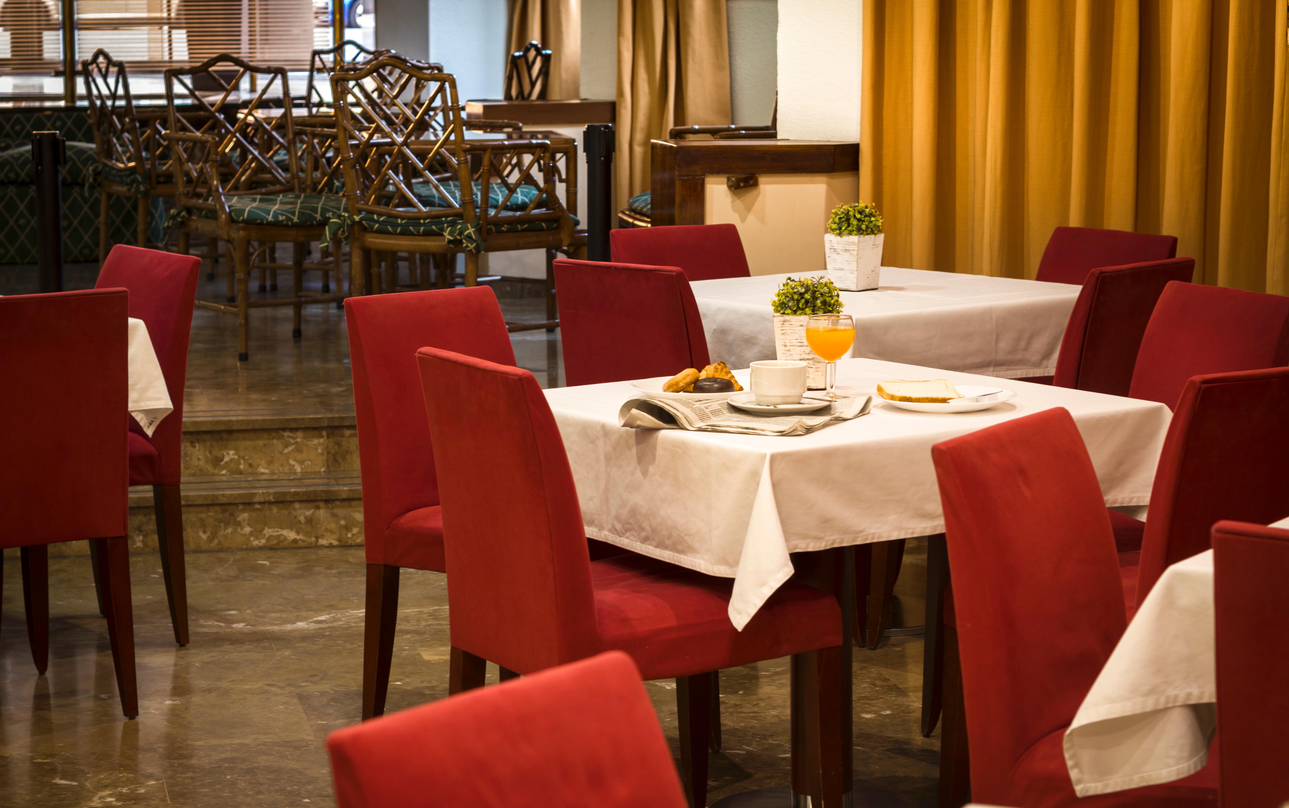 Фото Hotel Pasarela