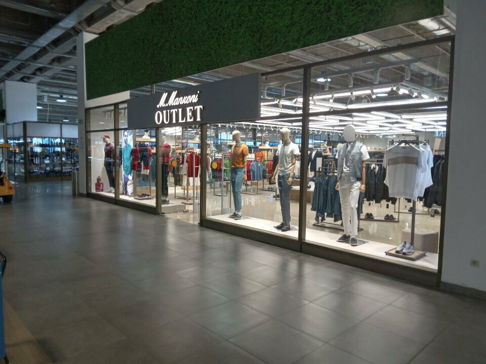 Clothing store Manzoni, Almaty, photo