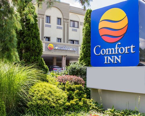 Гостиница Comfort Inn Syosset - Long Island