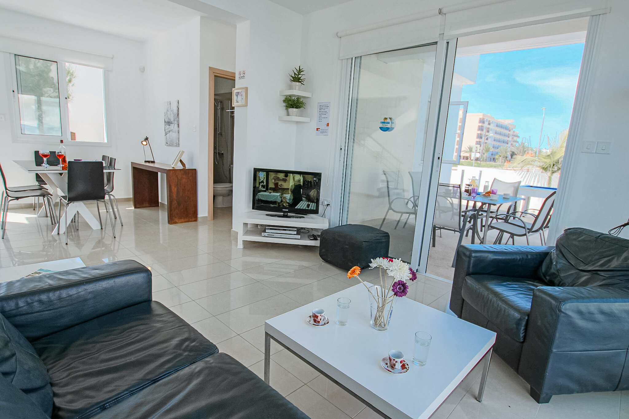 Фото Flouressia Gardens