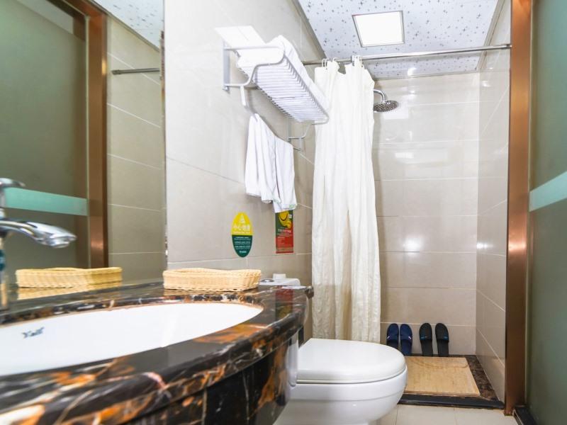 Фото GreenTree Inn Nanchang East Beijing Road Nanchang University Express Hotel