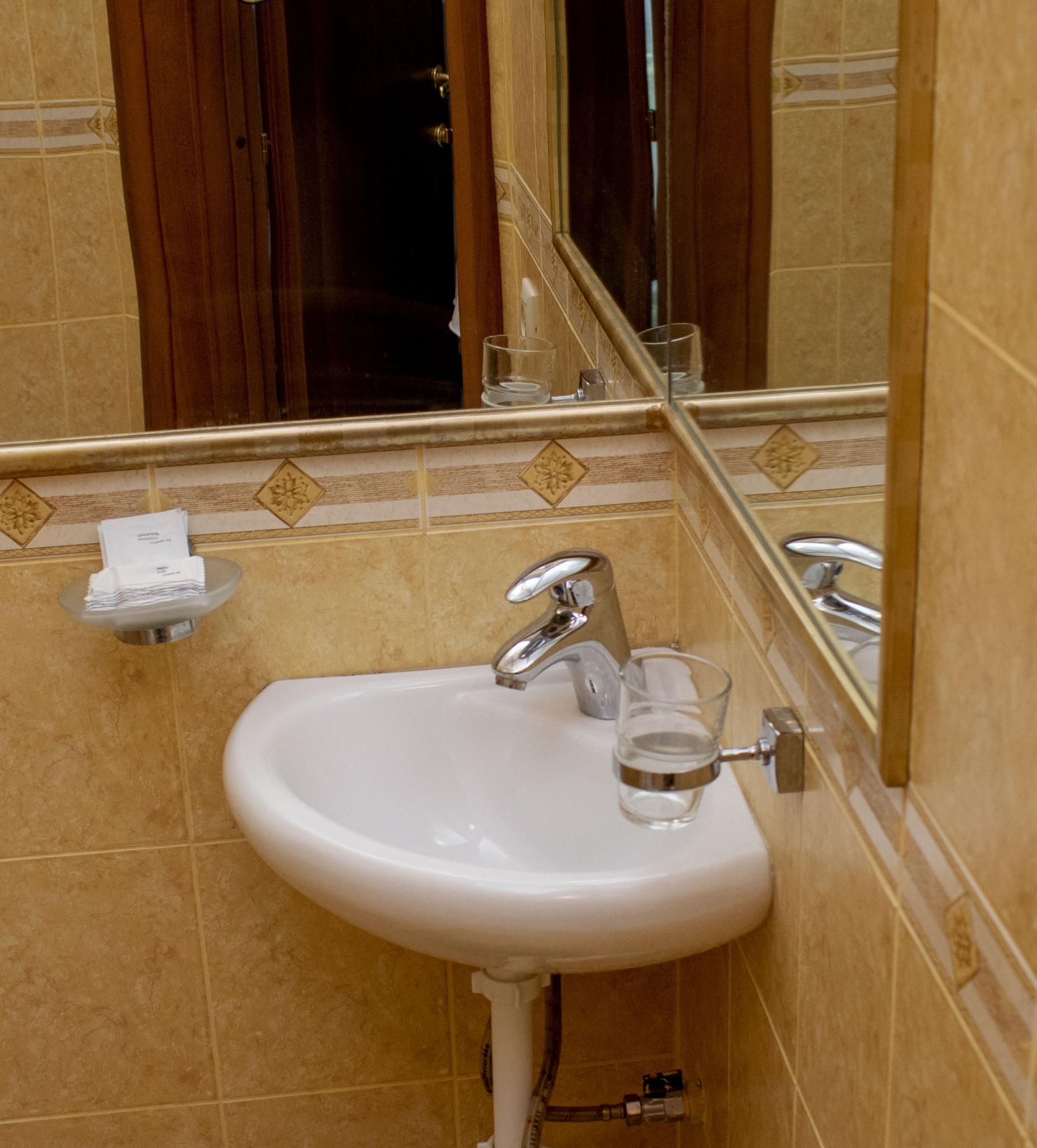 Фото Тристар