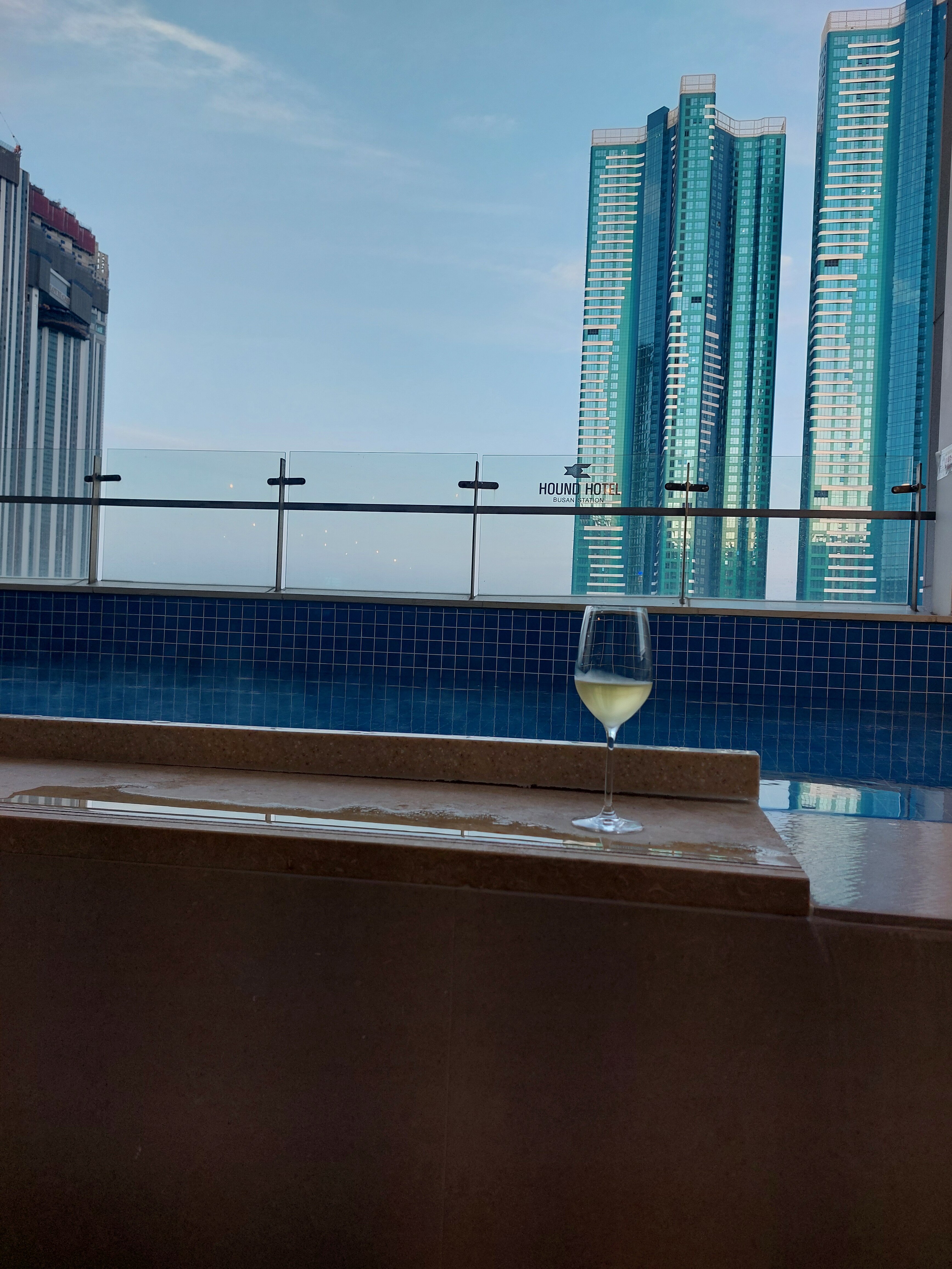 Фото Hound Hotel Busan Station