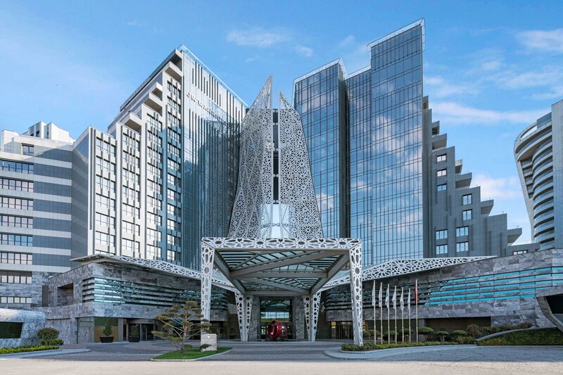 Гостиница JW Marriott Hotel Istanbul Marmara Sea в Бакыркёй