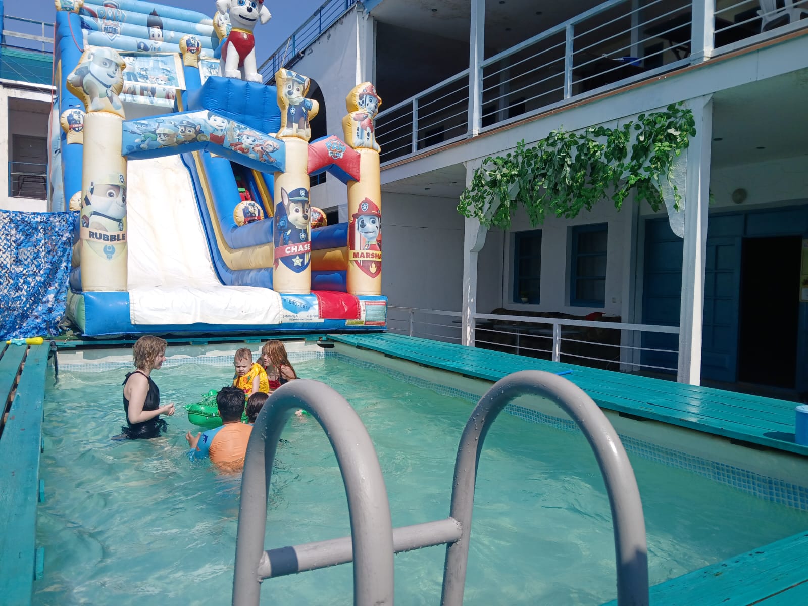 Фото отеля 4