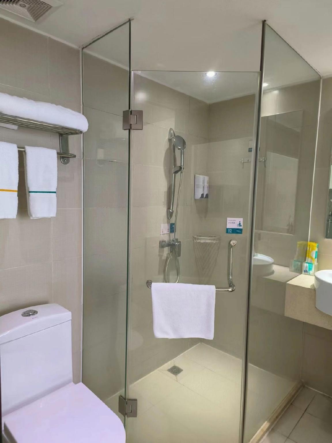 Фото City Comfort Inn Foshan Jiaokou Bus