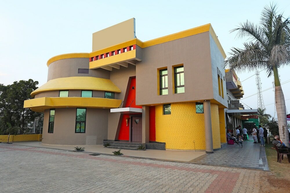 Фото отеля 1