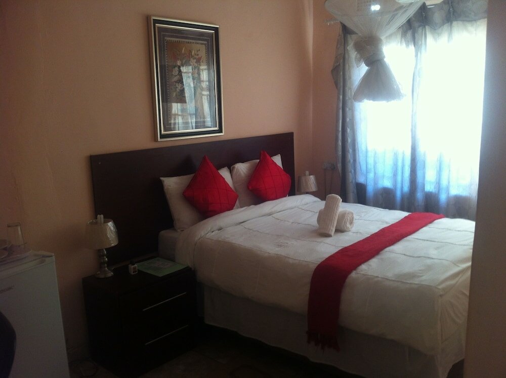 Фото Plateau Guest House