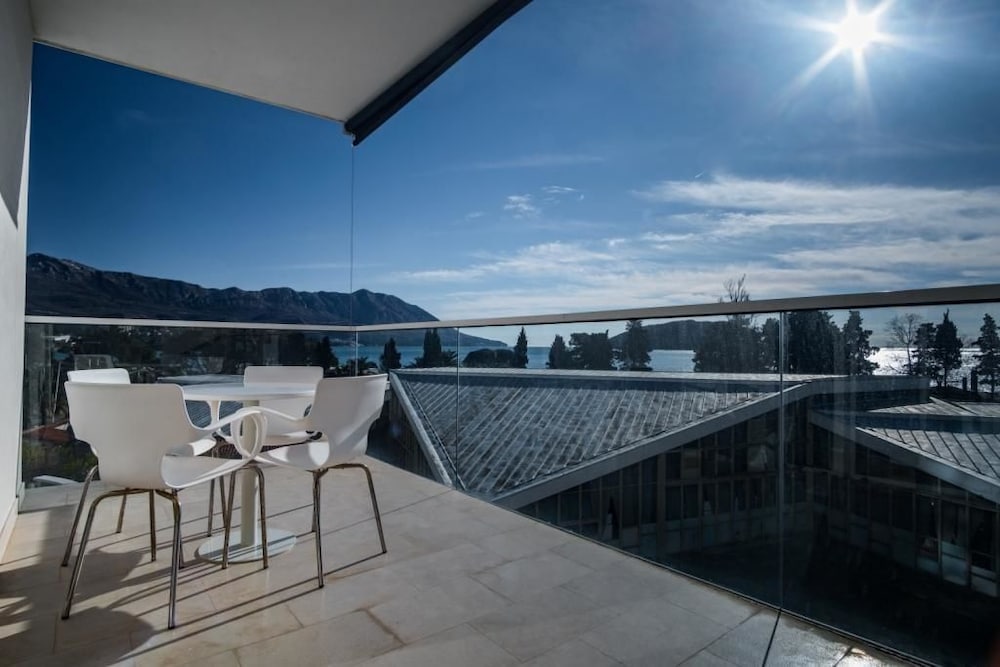 Фото Sea & Sky Lux