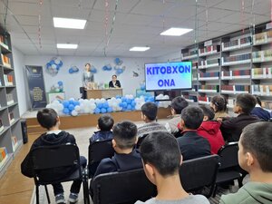 Bustonlik District Information and Library Center (Gazalkent, 6), library