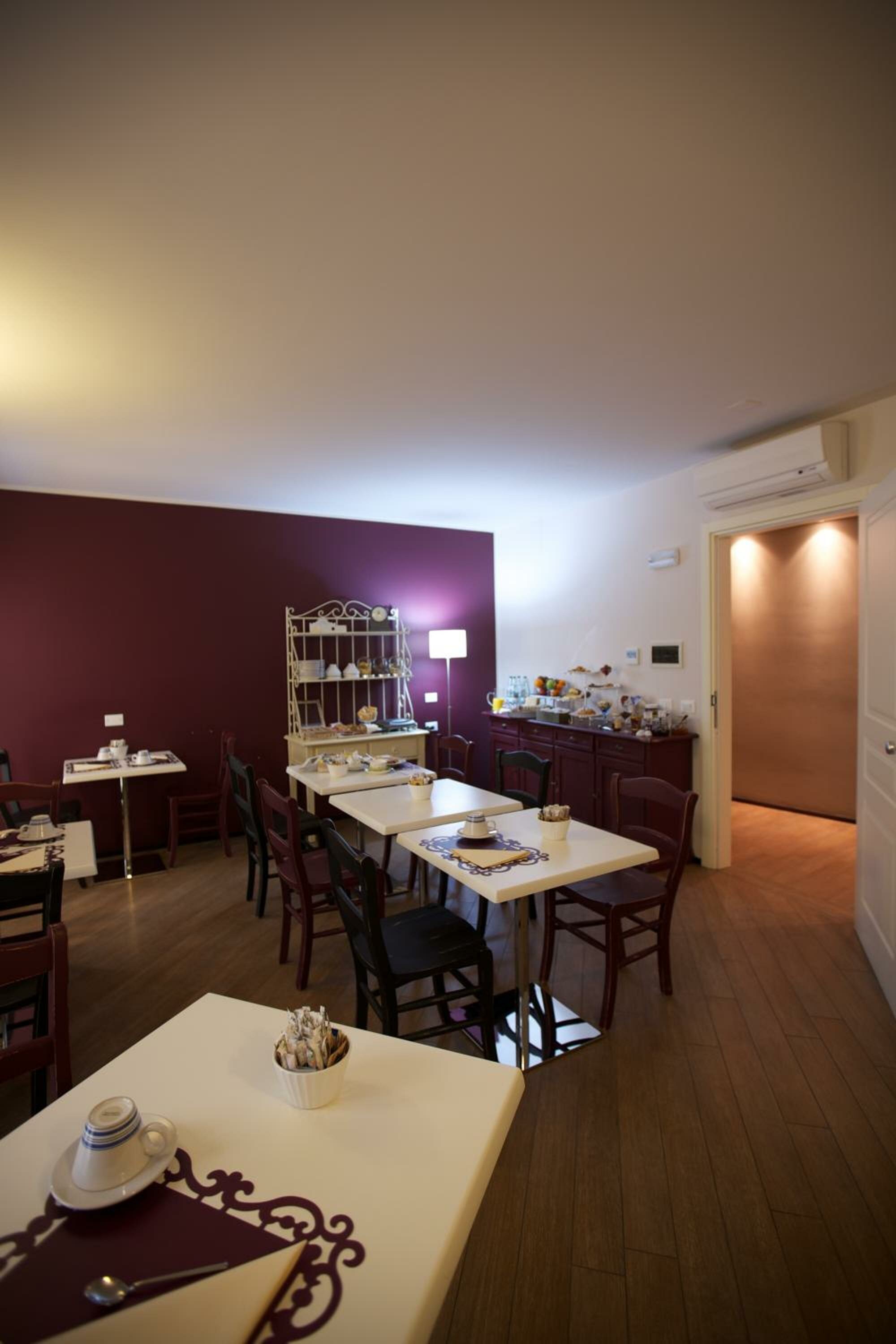 Фото La Residenza Leon d'Oro