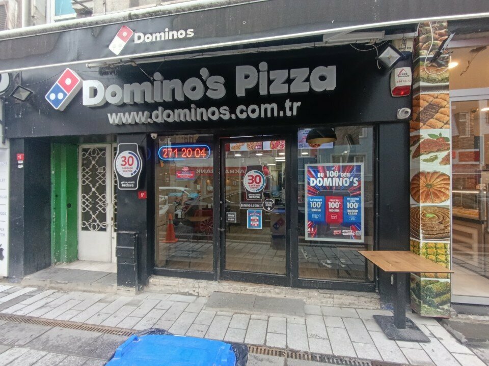Pizzeria Domino's Pizza, Istanbul, photo
