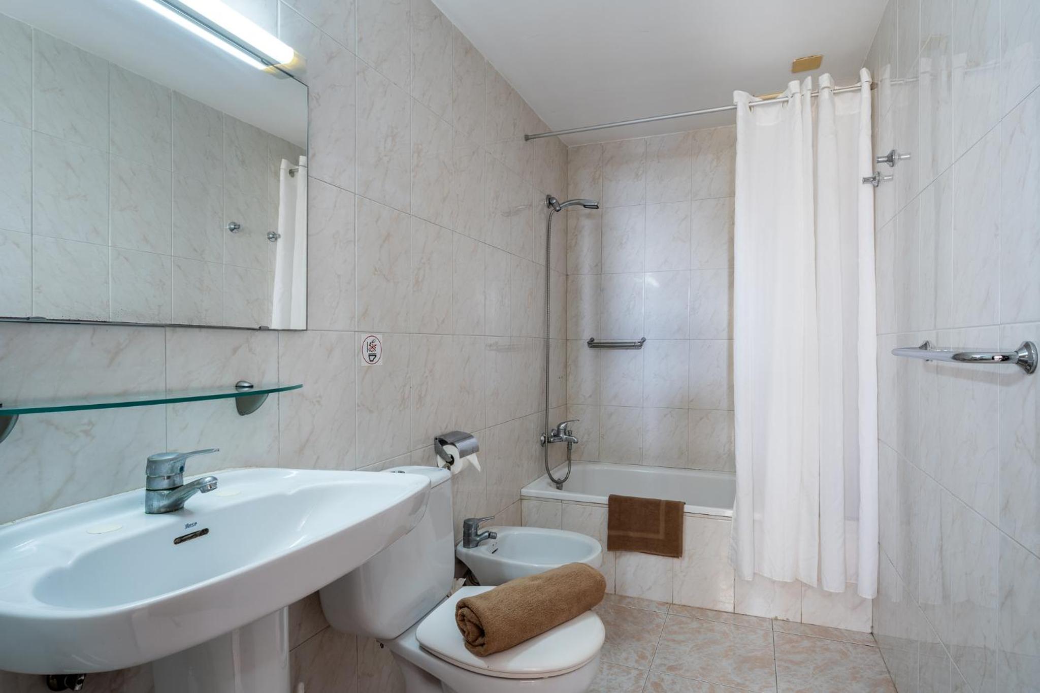 Фото RT-Apartamentos Guinea