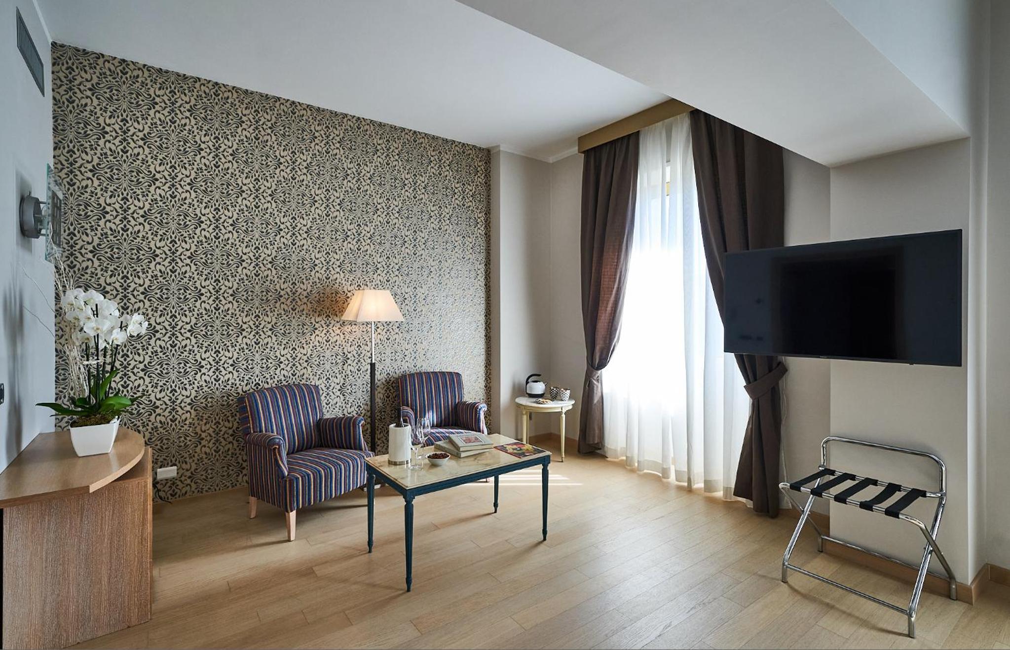 Фото 133037346281