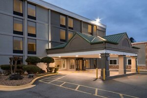 Гостиница Country Inn & Suites by Radisson, North Little Rock, Ar