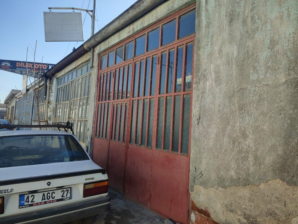 Car painting Ozer, Konya, photo