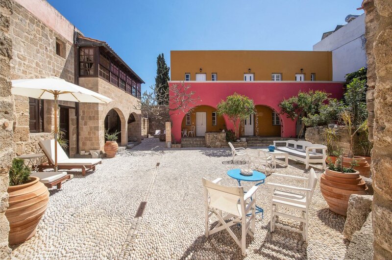 Гостиница Saint Artemios Hotel and Oriental Suites на Родосе