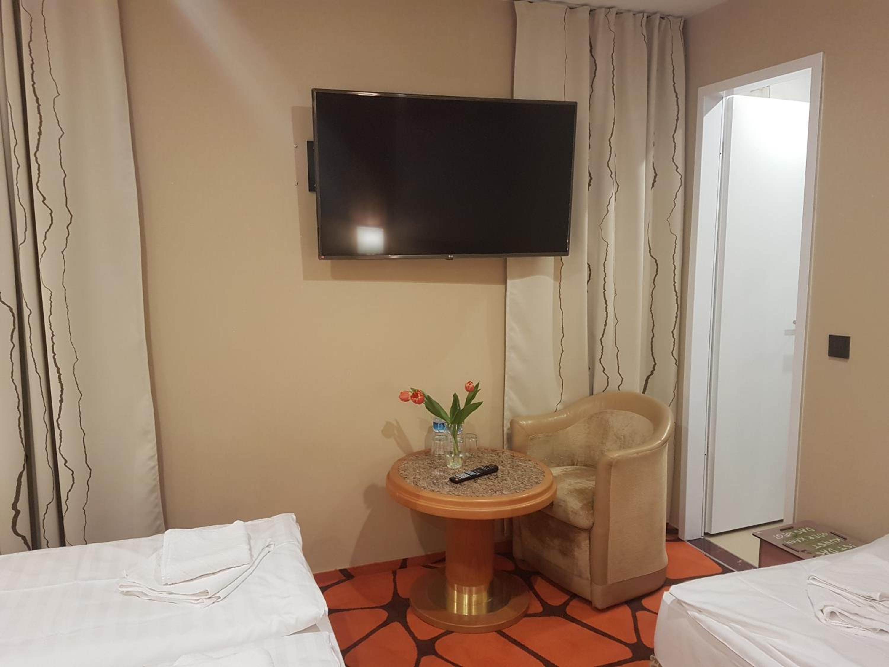 Фото Hamburger Bernstein Hotel