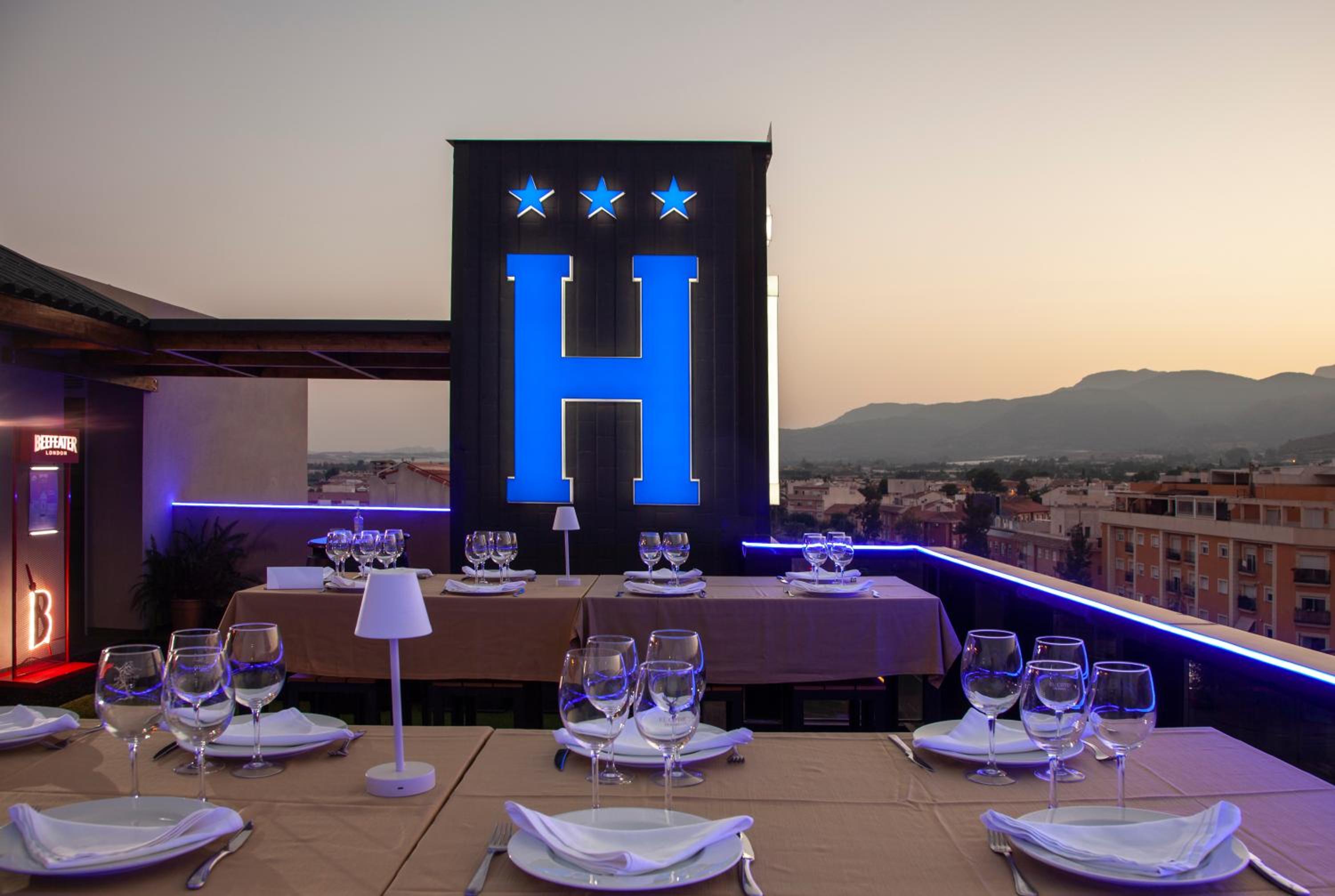 Фото Hotel Julián