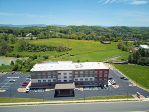 Гостиница Holiday Inn Express And Suites Abingdon, an Ihg Hotel
