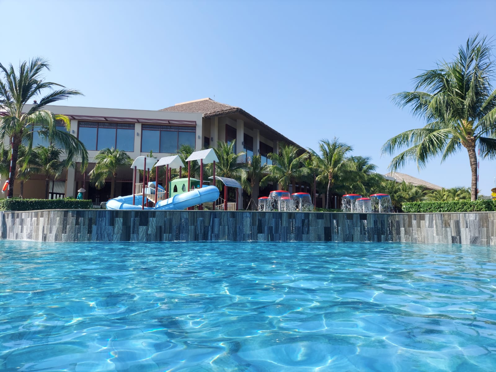 Фото New World Phu Quoc Resort