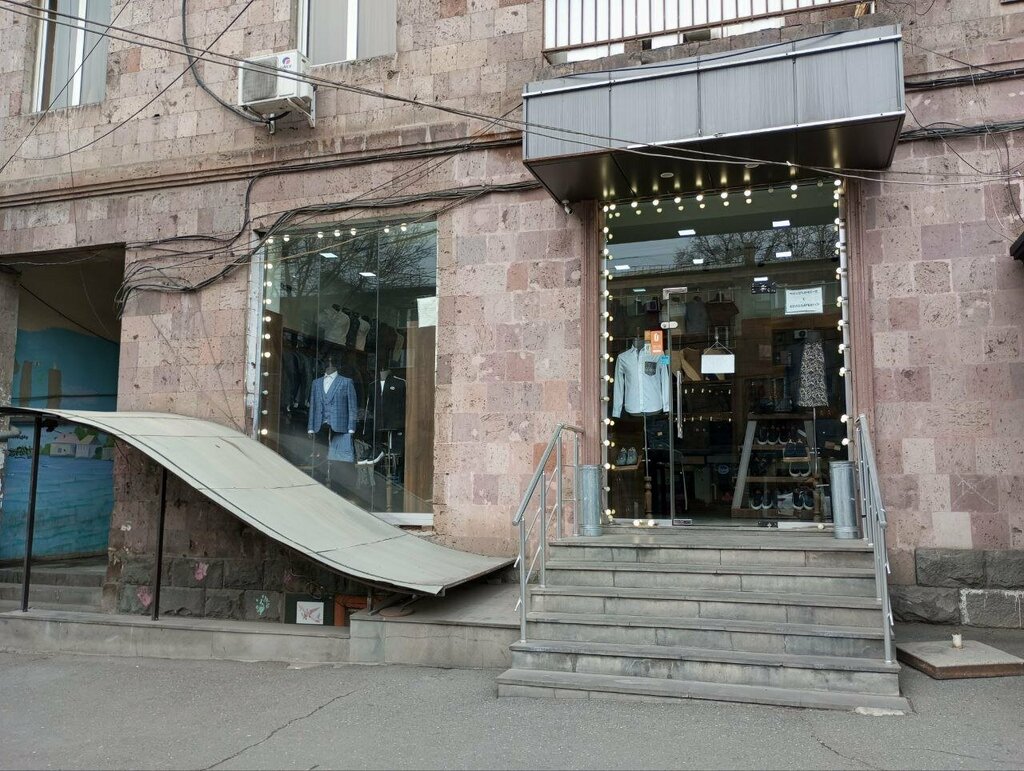Clothing store Verratti, Yerevan, photo