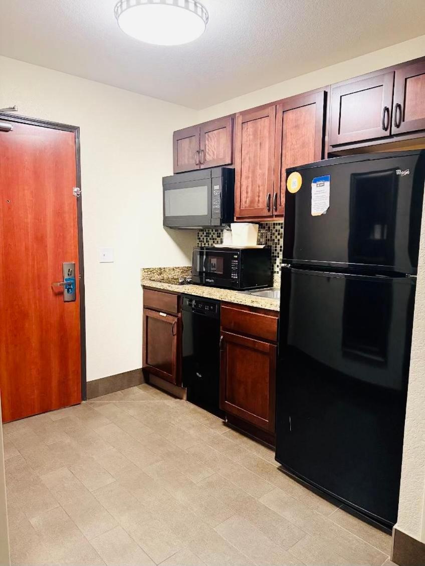 Фото MainStay Suites Near Denver Downtown