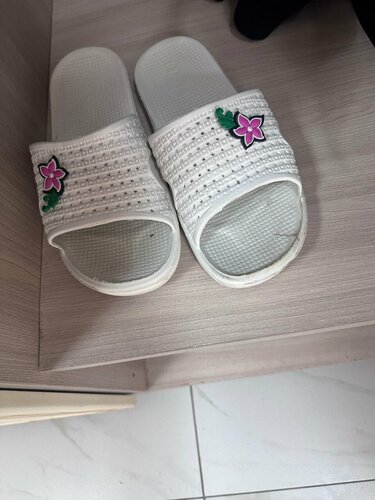 Интернетте элиталық еркек резеңке қуыршақпен секс