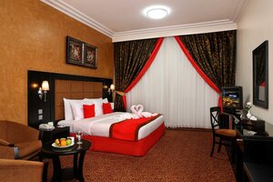 Royal Grand Suite Hotel (Royal Grand Hotel, Al Nahda, Al Nahdah, Sharjah), hotel