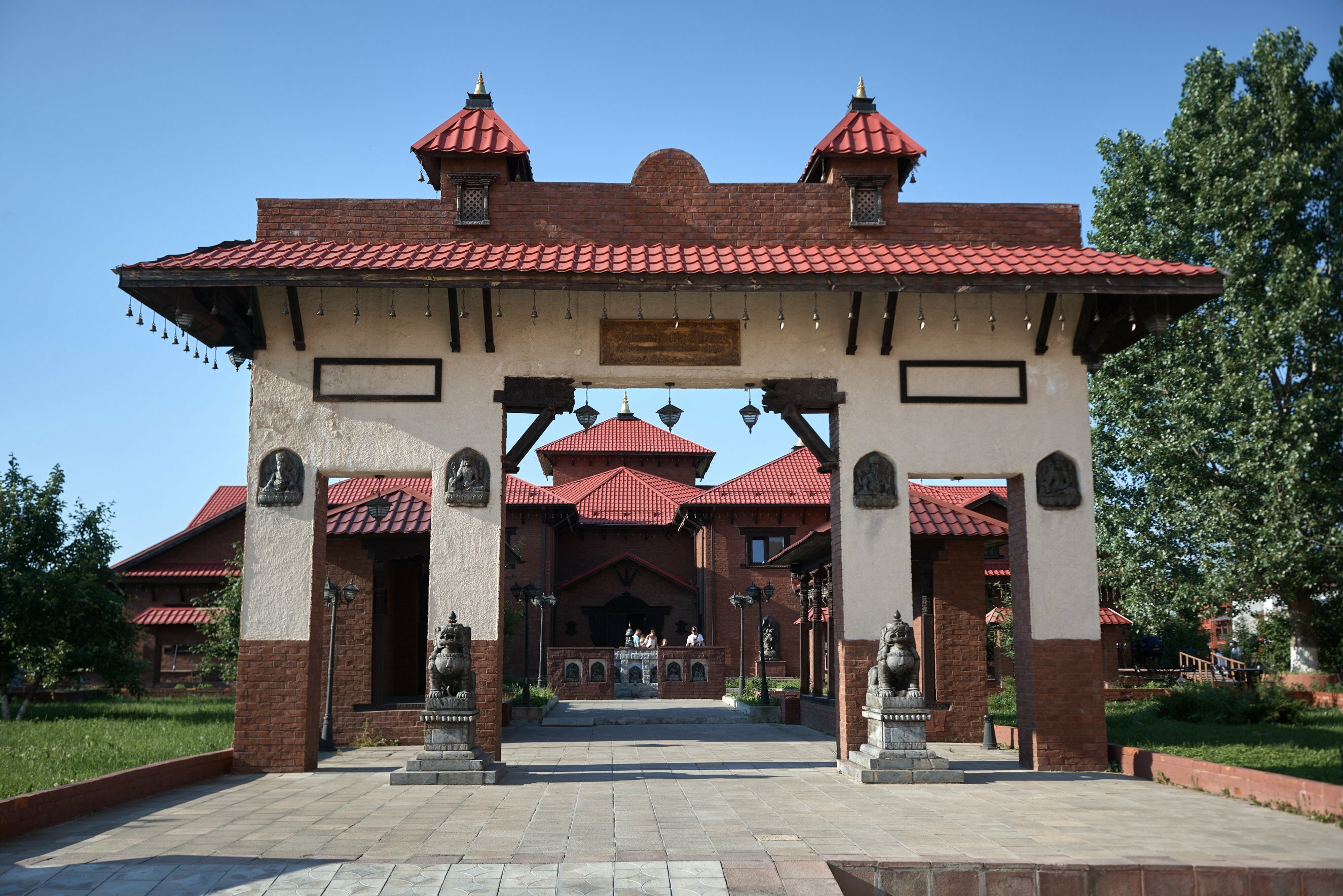 Фото отеля 2