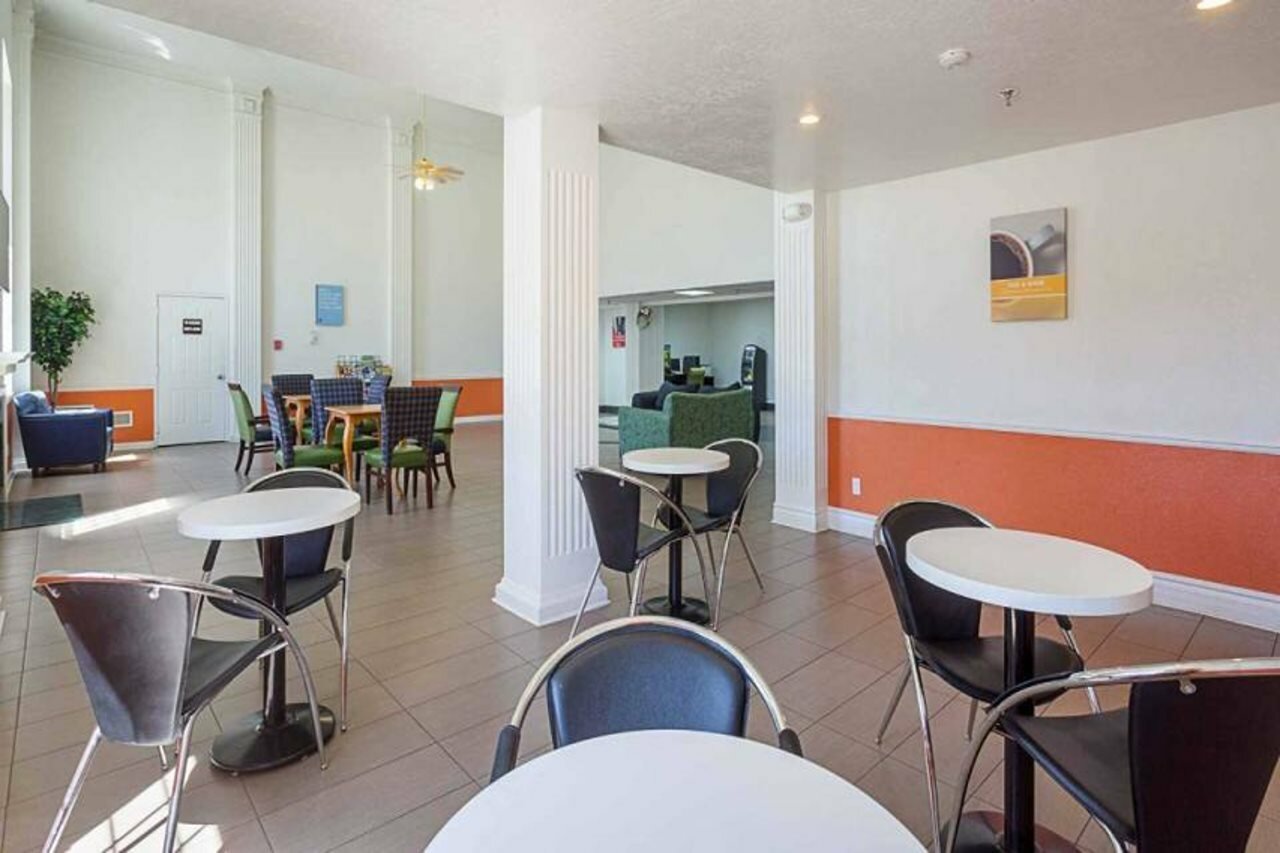 Фото Motel 6 Williams, Az - West - Grand Canyon