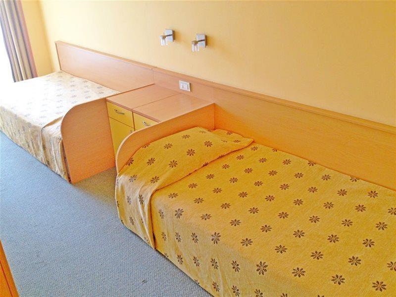 Фото Hotel Kalofer