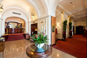 Гостиница Hotel West End Nice