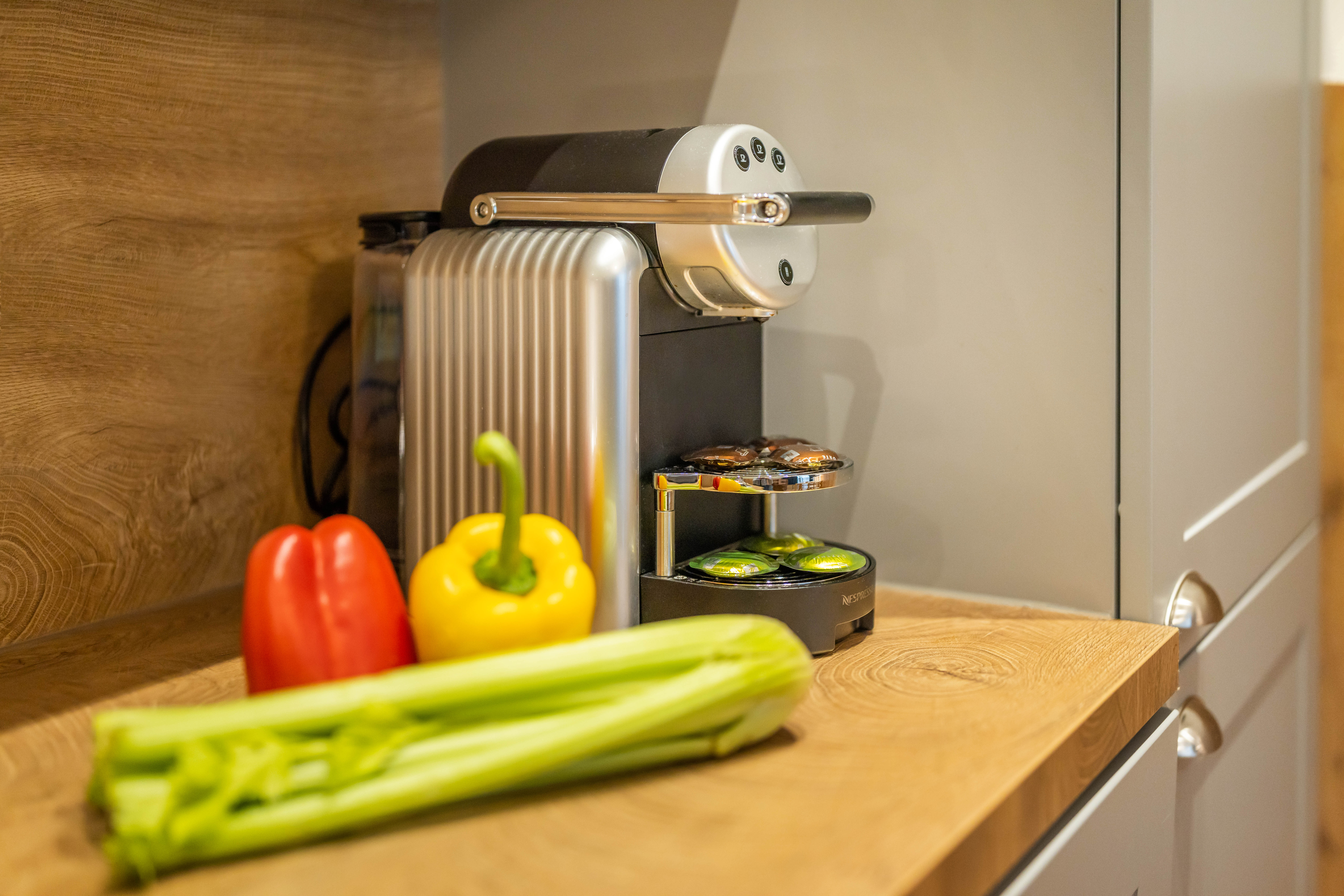 Фото Jimmy's Apartments Emerald